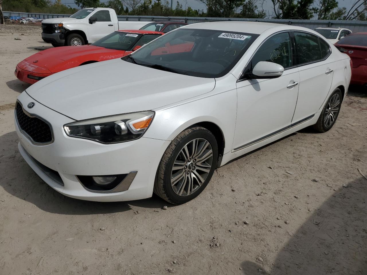 Kia Cadenza (2015)