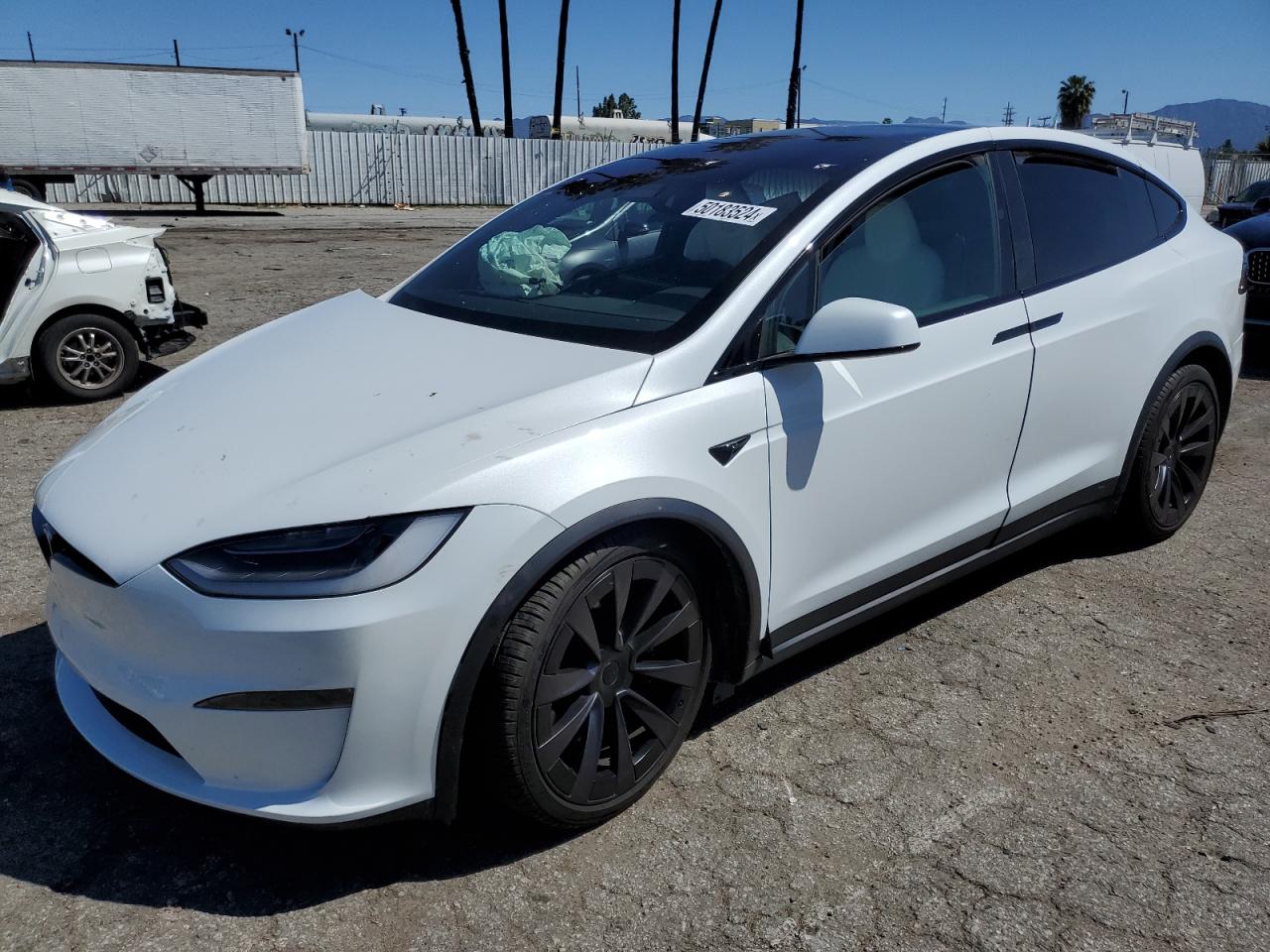 Tesla Model x (2023)