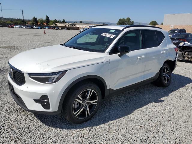 Volvo Xc40 core (2024)