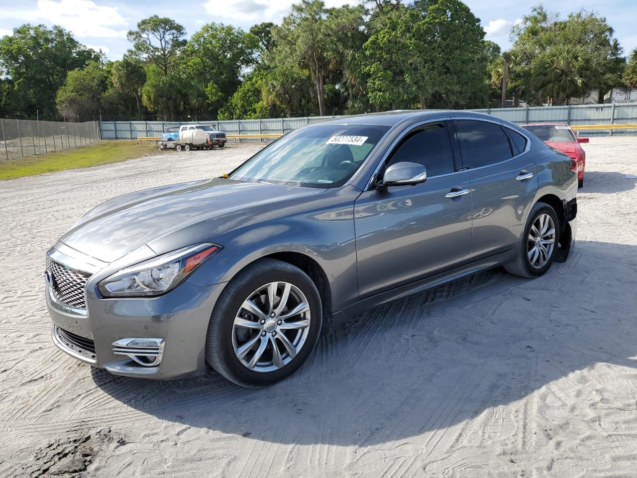 Infiniti Q70 (2018)