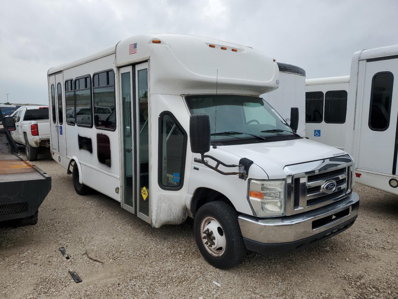 Ford Econoline (2016)