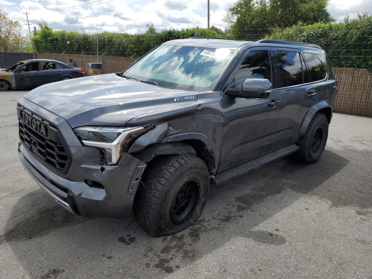 Toyota Sequoia (2023)