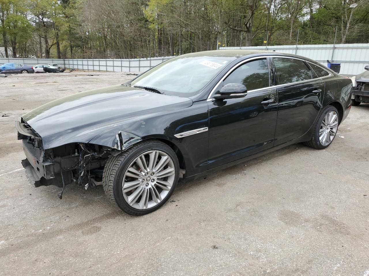 Jaguar Xj (2013)