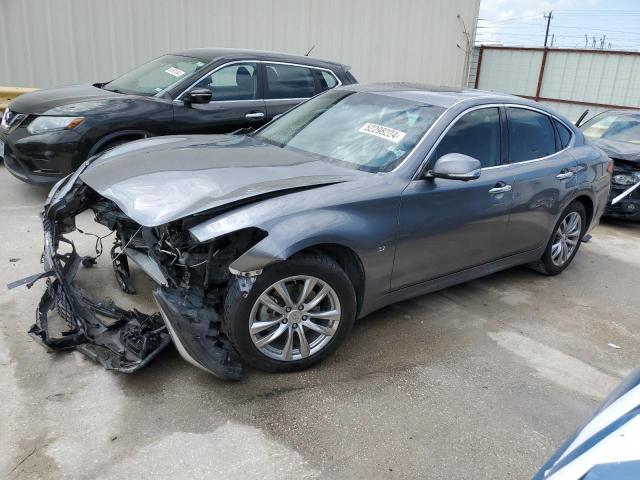 Infiniti Q70 (2015)