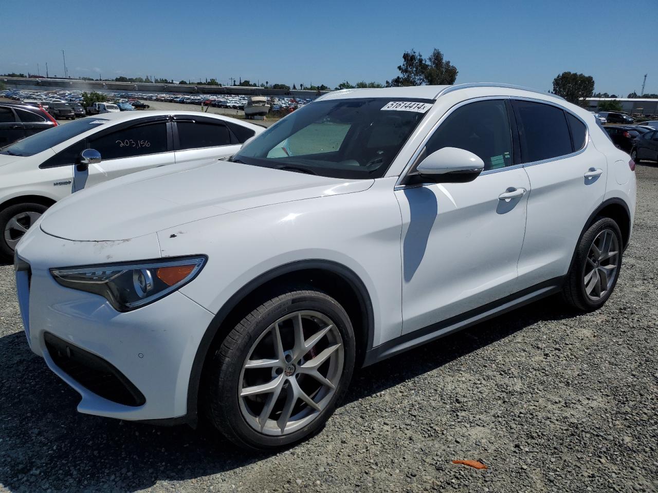 Alfa-romeo Stelvio (2018)
