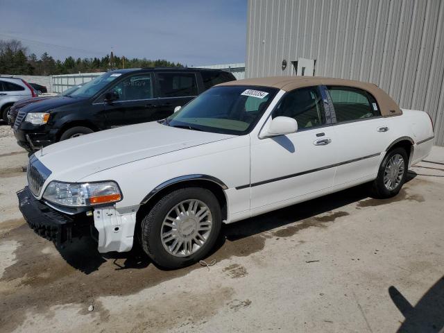 Lincoln Towncar (2006)