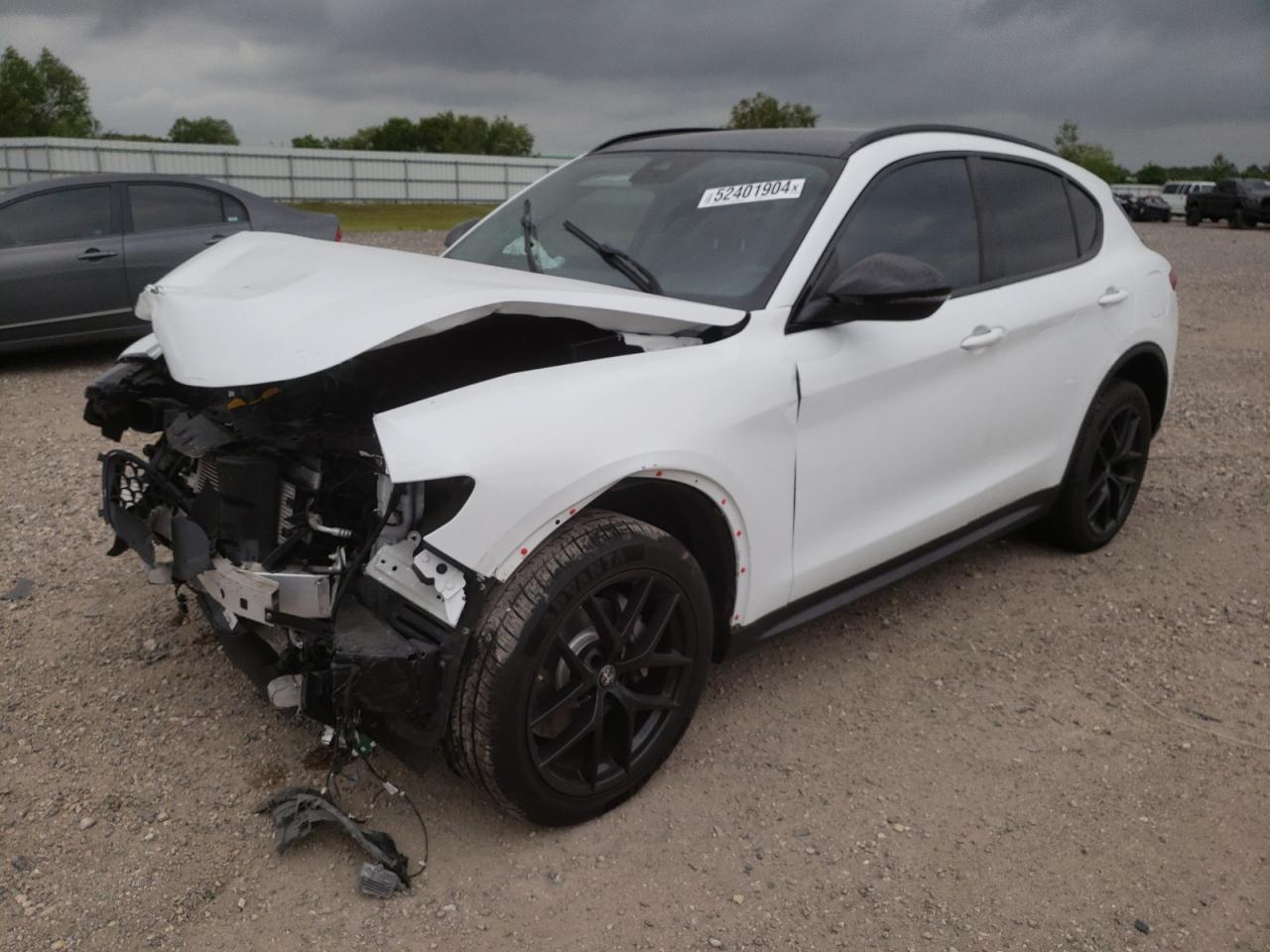 Alfa-romeo Stelvio (2021)