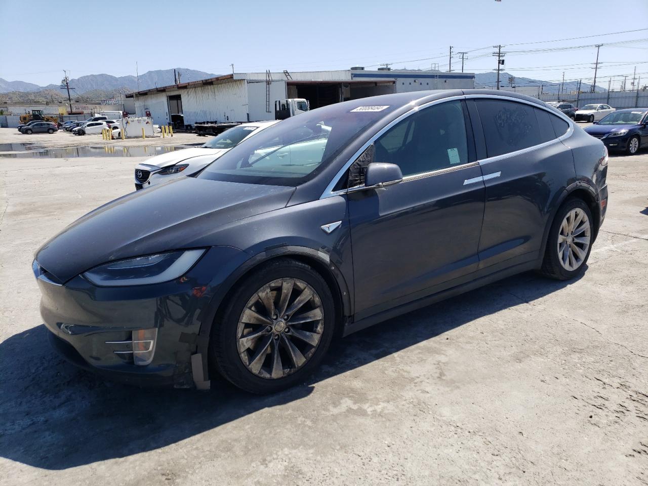 Tesla Model x (2016)