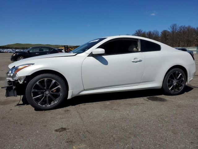 Infiniti G37 (2011)