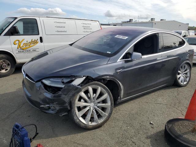 Tesla Model x (2017)