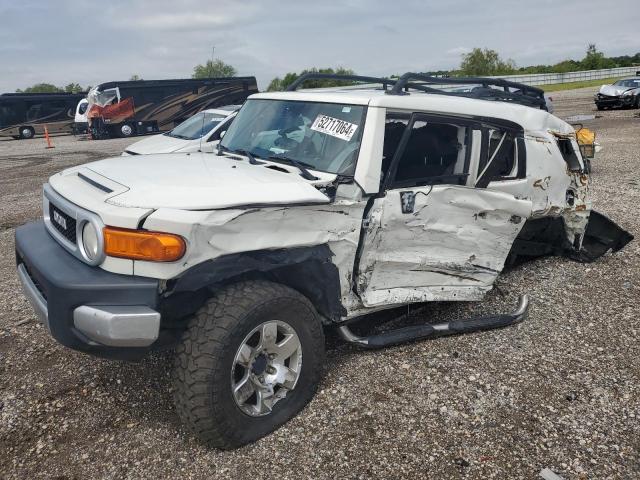 Toyota Fj cruiser (2010)