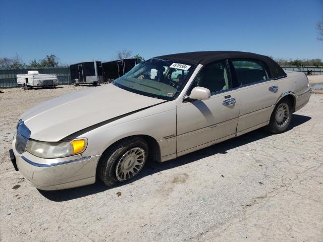 Lincoln Towncar (2001)