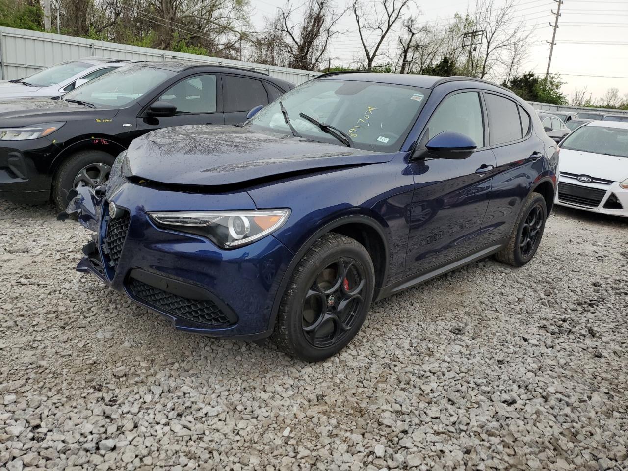 Alfa-romeo Stelvio (2018)