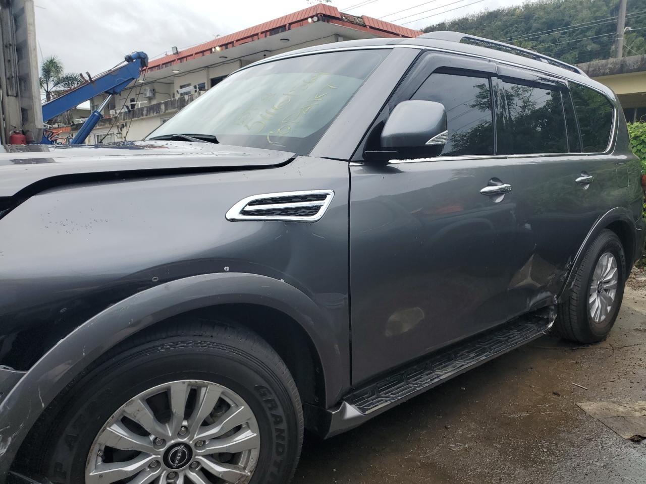 Nissan Armada s (2023)