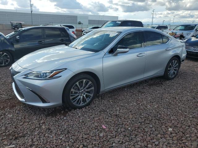 Lexus Es300 (2019)