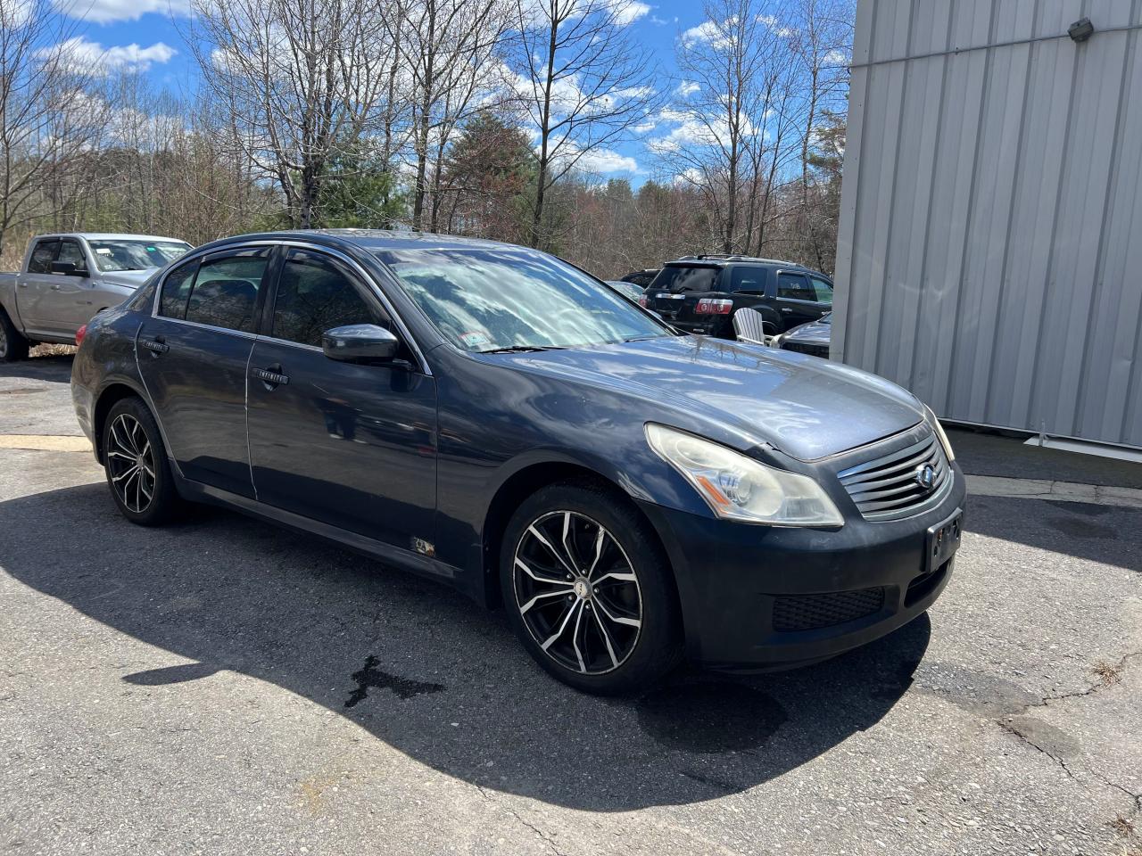 Infiniti G (2009)