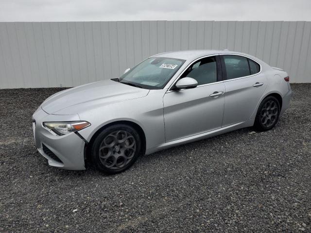 Alfa-romeo Giulia (2017)