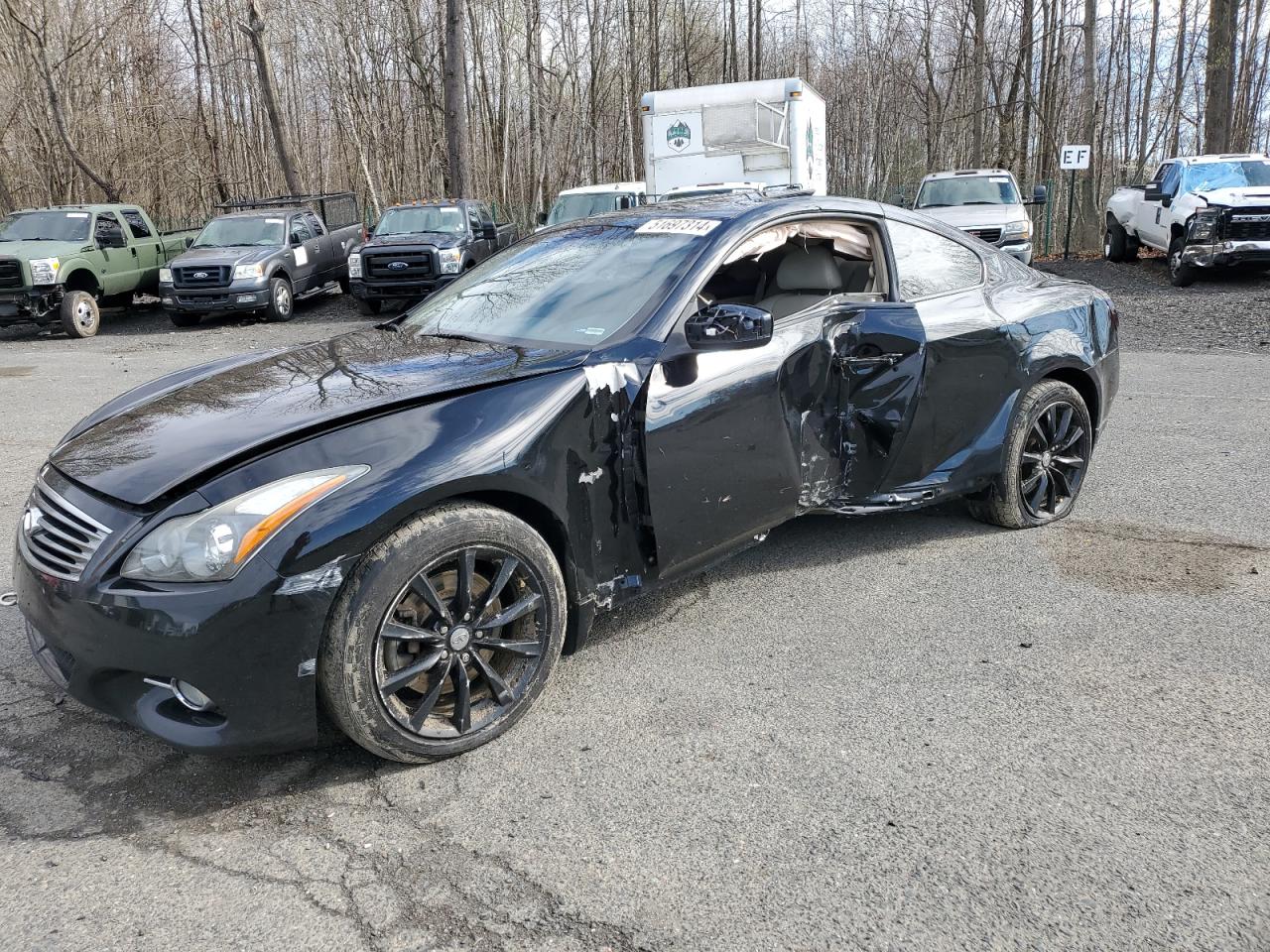 Infiniti Q60 (2015)