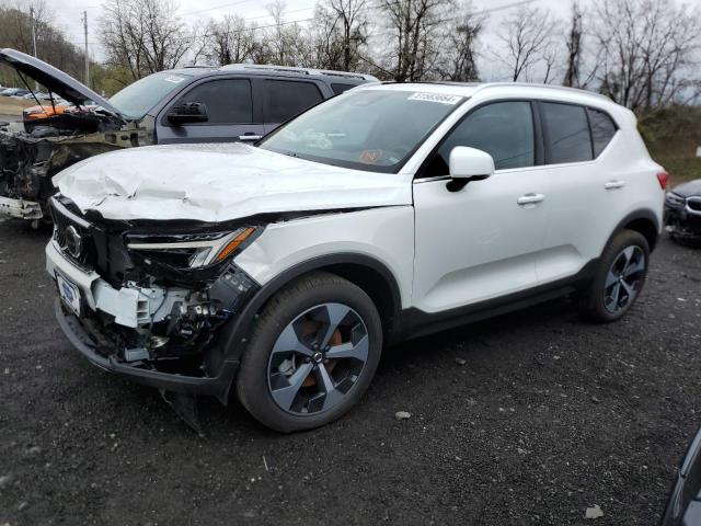Volvo Xc40 core (2024)