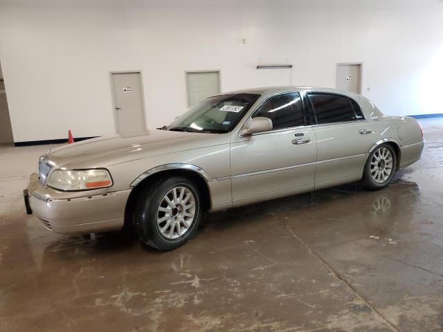 Lincoln Towncar (2006)