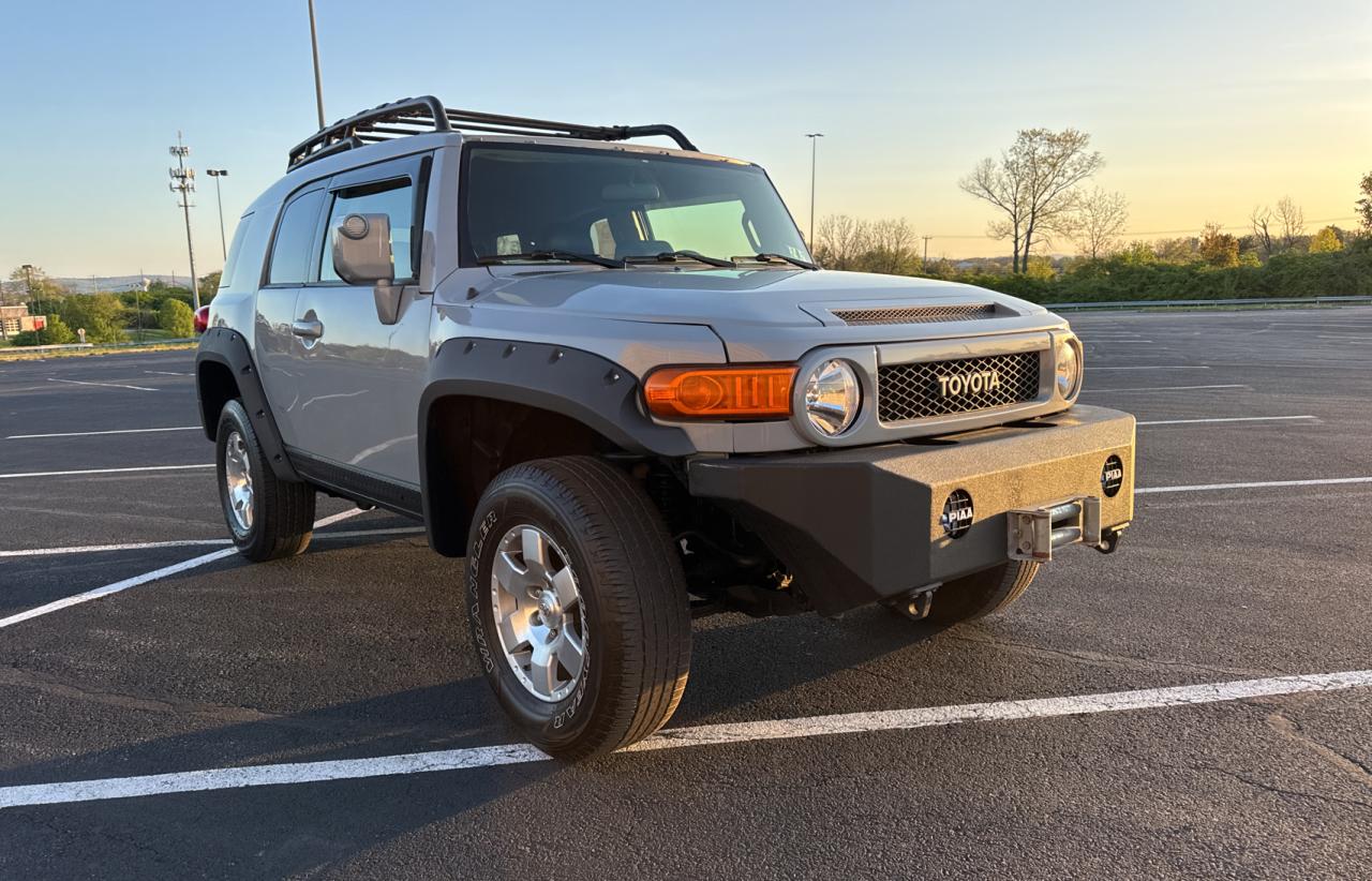 Toyota Fj cruiser (2008)