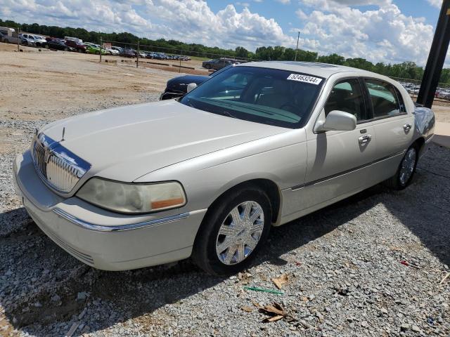 Lincoln Towncar (2005)
