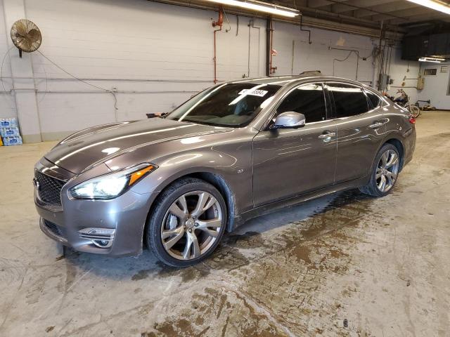 Infiniti Q70 (2016)
