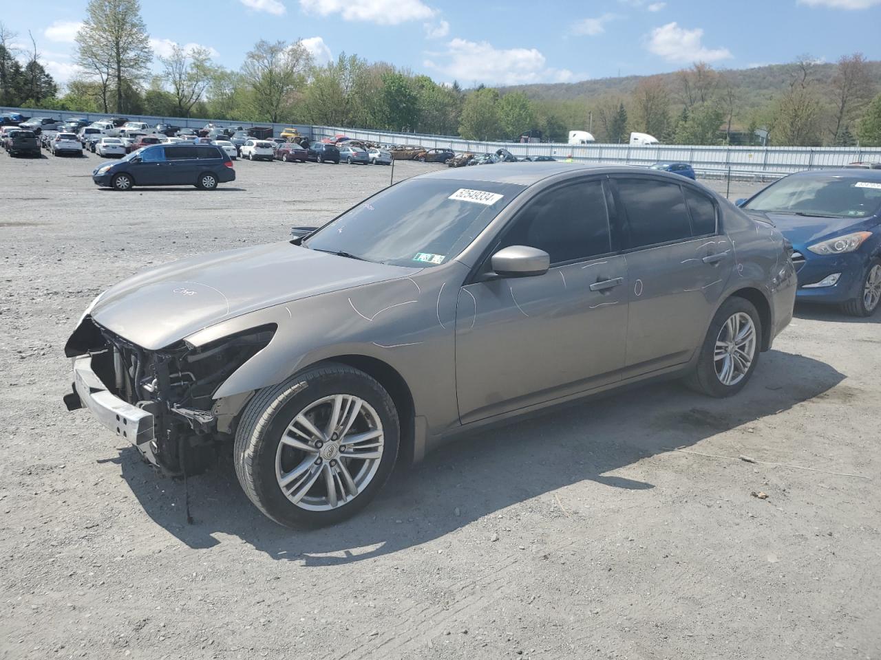 Infiniti G (2013)