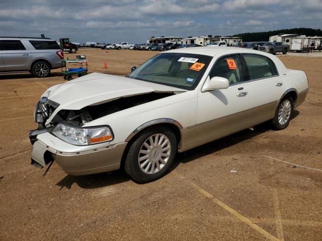 Lincoln Towncar (2005)