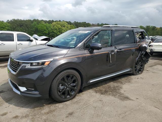 Kia Carnival s (2022)