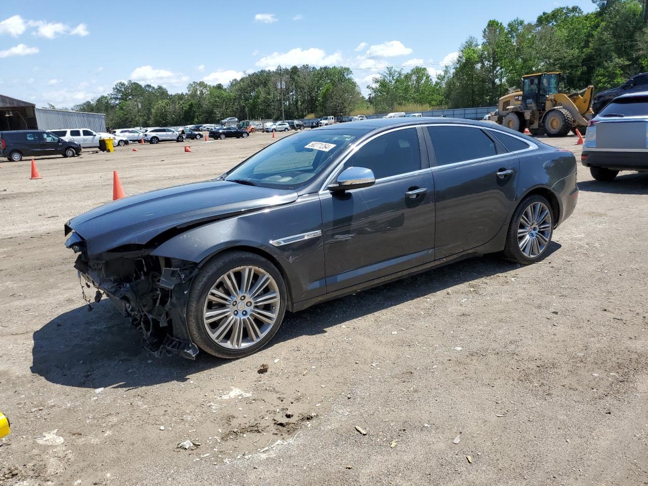 Jaguar Xj (2015)