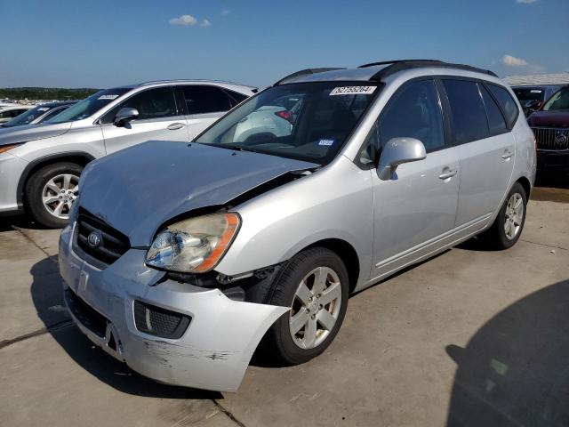 Kia Rondo (2008)