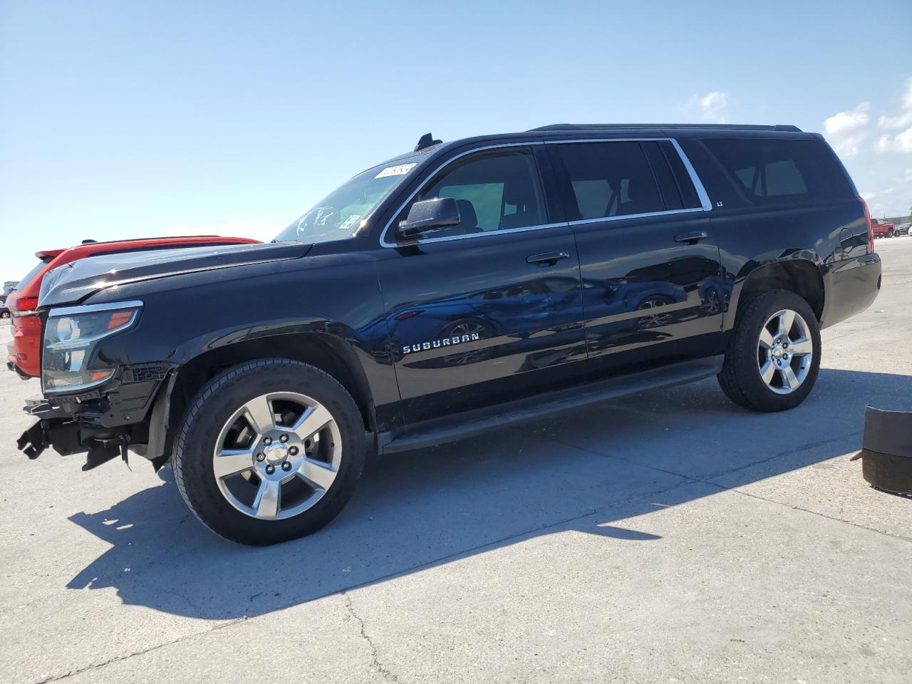 Chevrolet Suburban (2016)