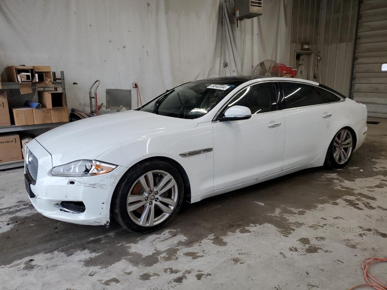 Jaguar Xj (2013)