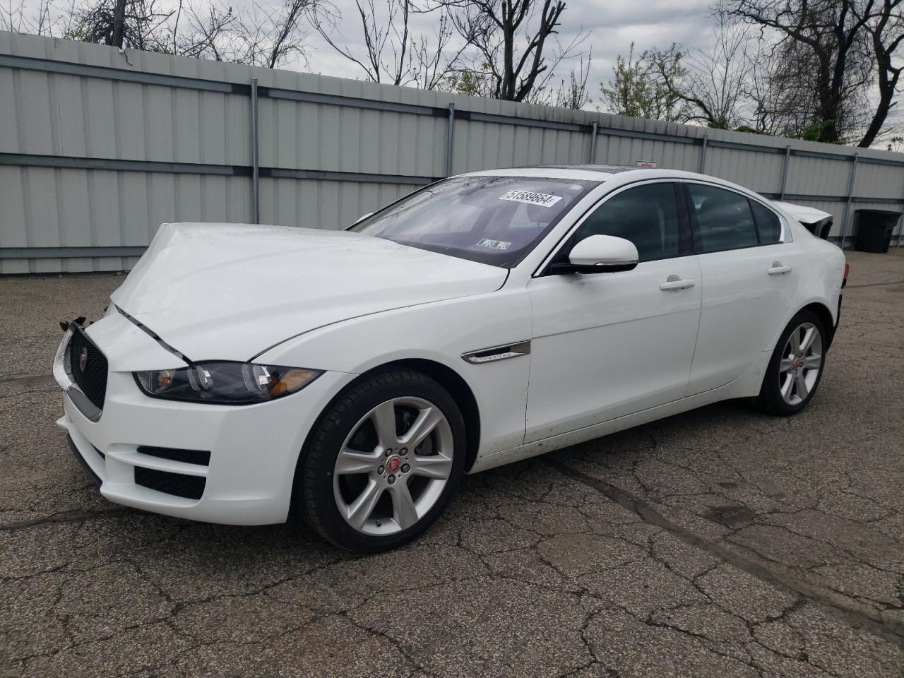 Jaguar Xe (2018)