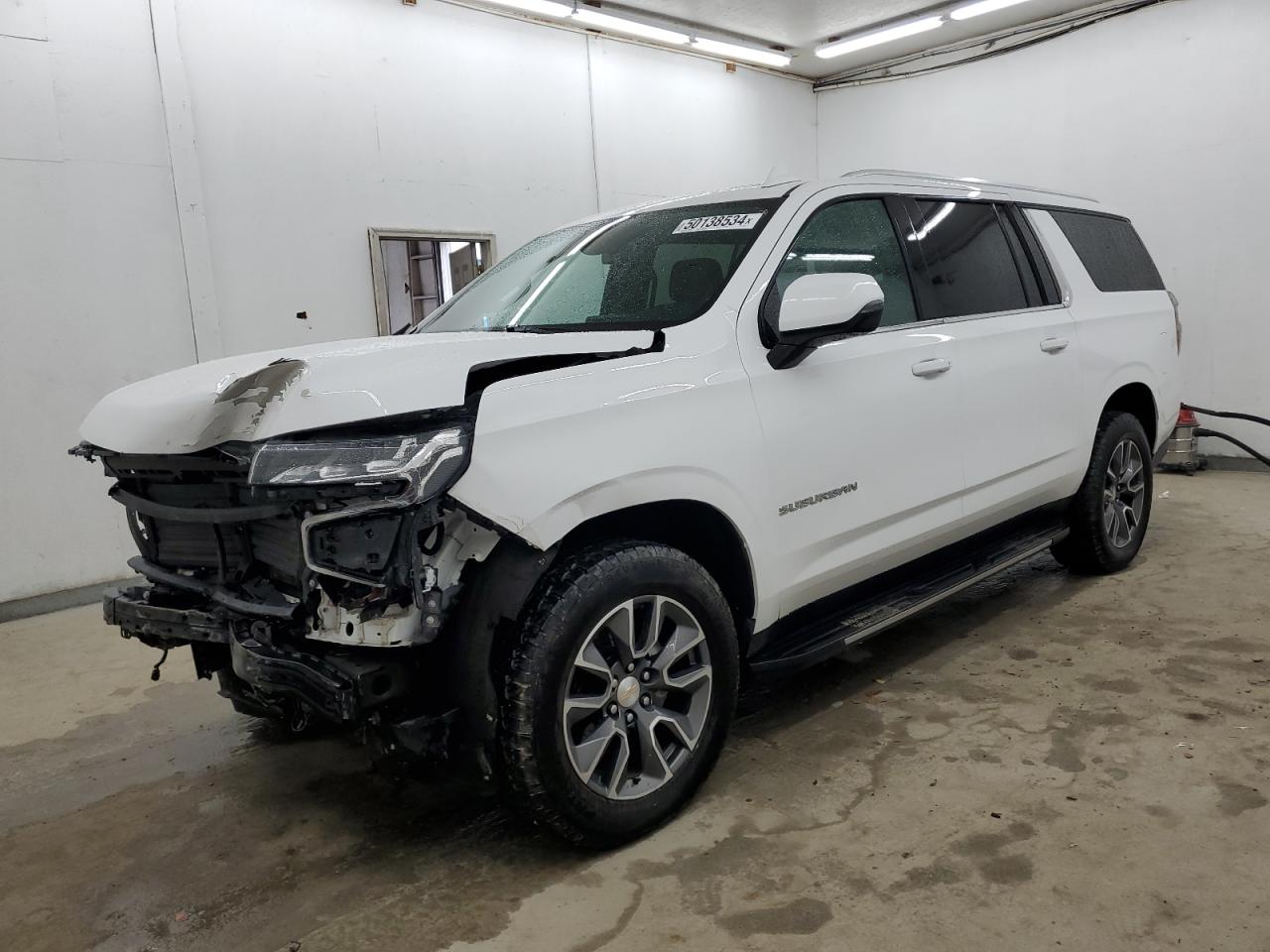 Chevrolet Suburban (2021)