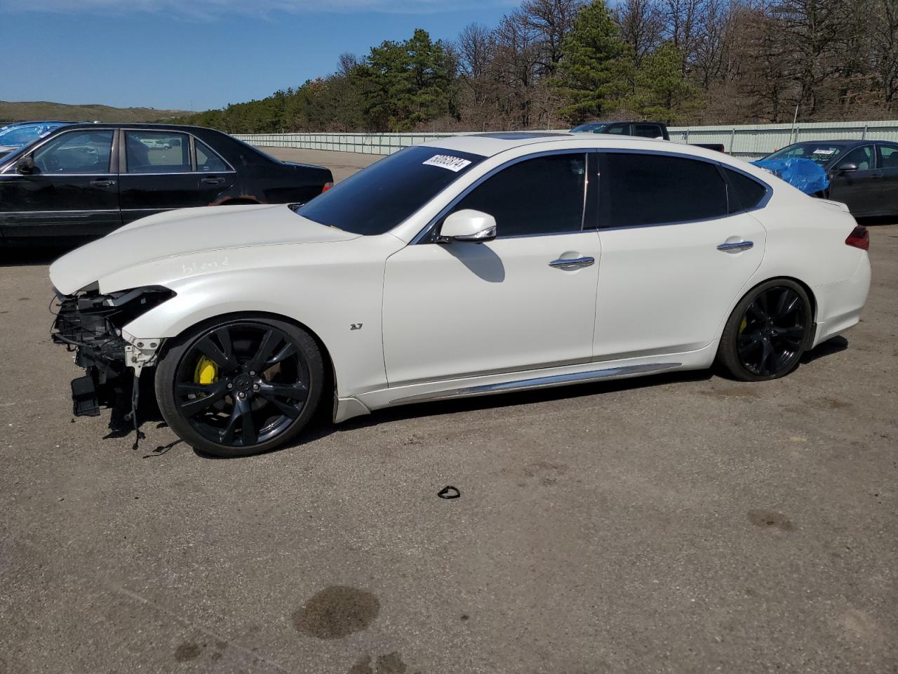 Infiniti Q70 (2018)