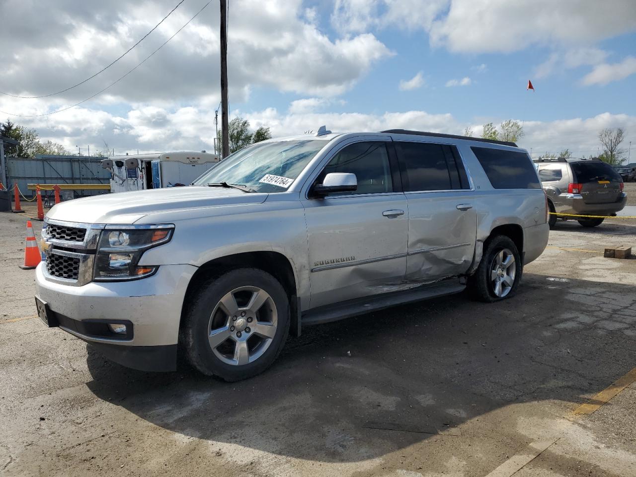 Chevrolet Suburban (2016)