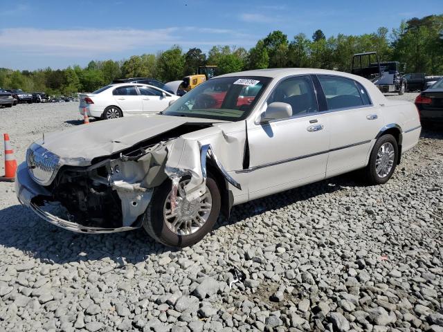 Lincoln Towncar (2007)