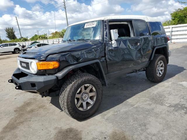 Toyota Fj cruiser (2014)