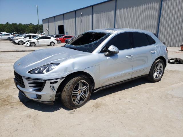 Porsche Macan (2016)