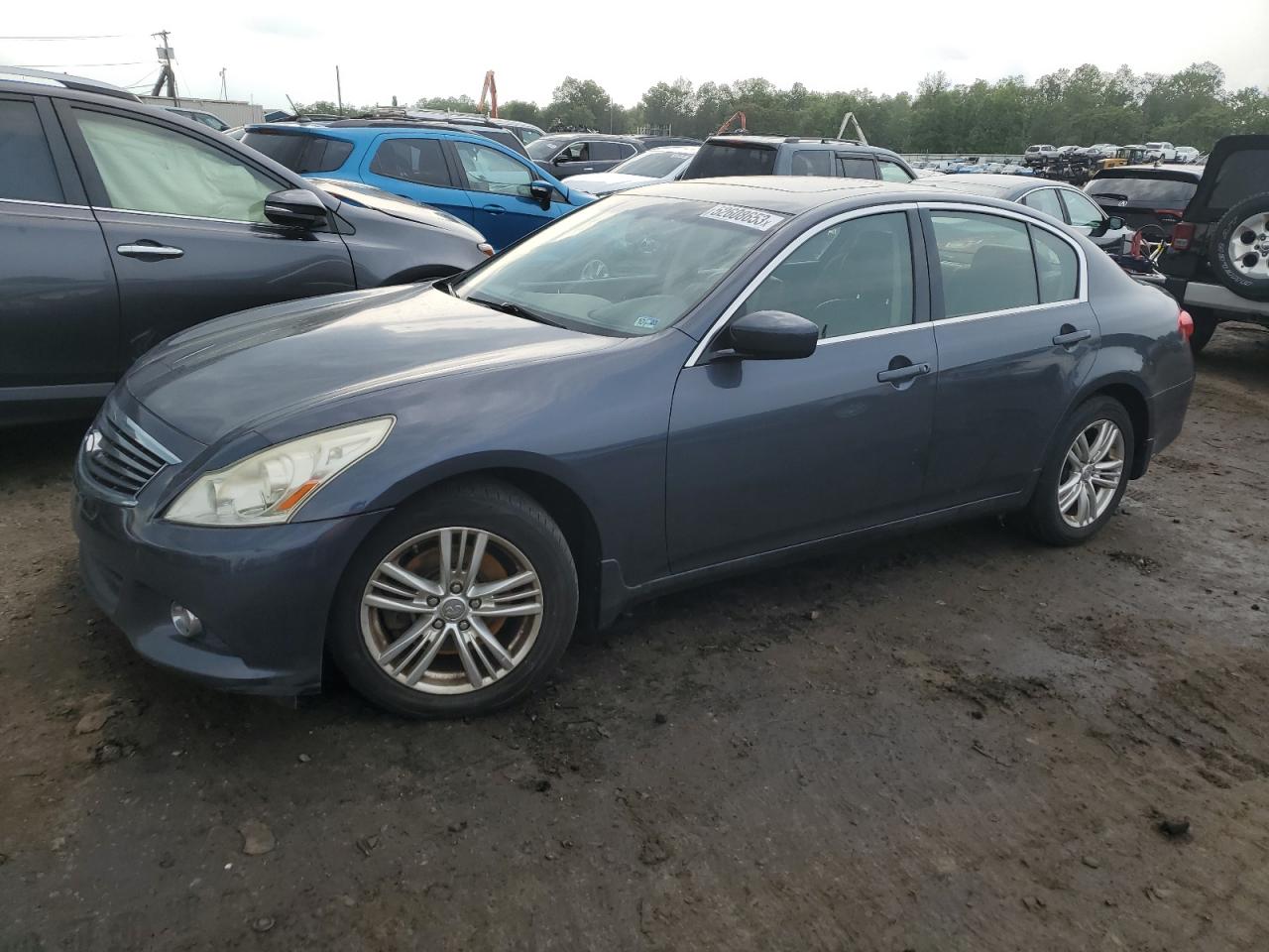 Infiniti G (2011)