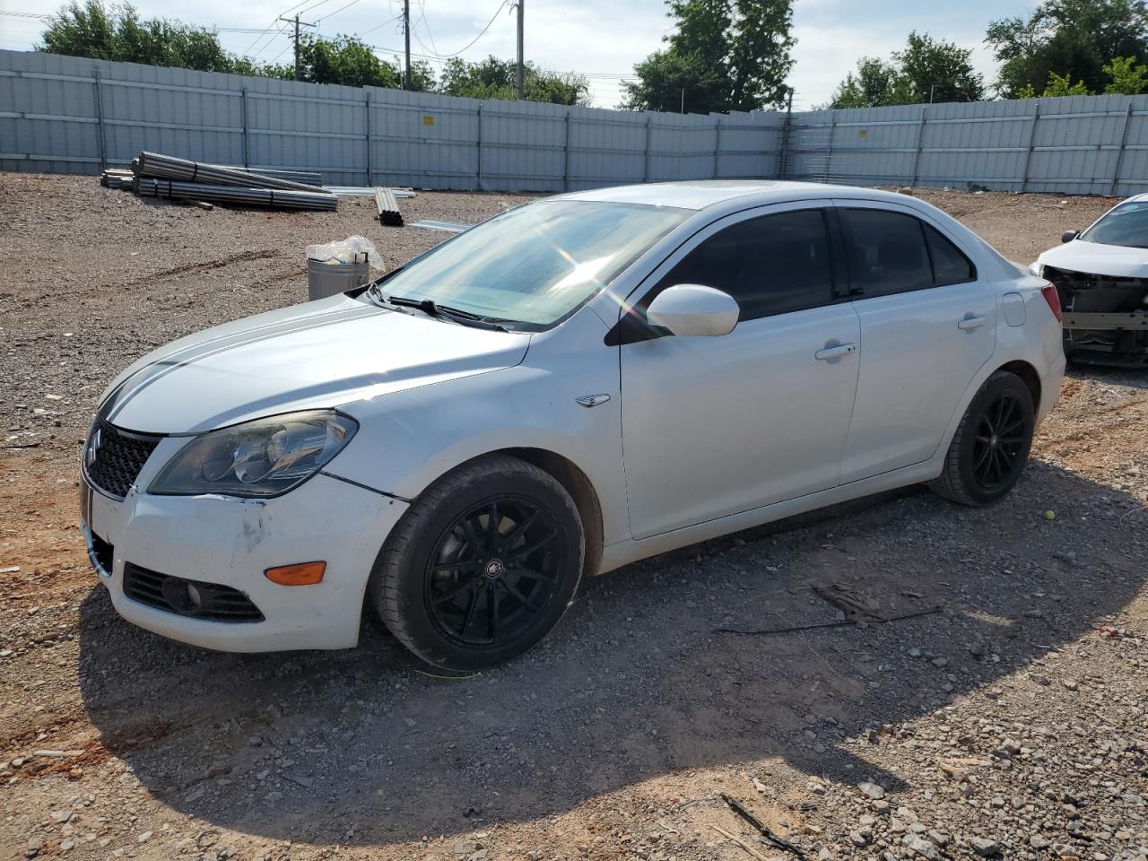 Suzuki Kizashi (2012)