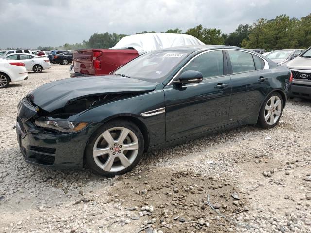 Jaguar Xe (2017)