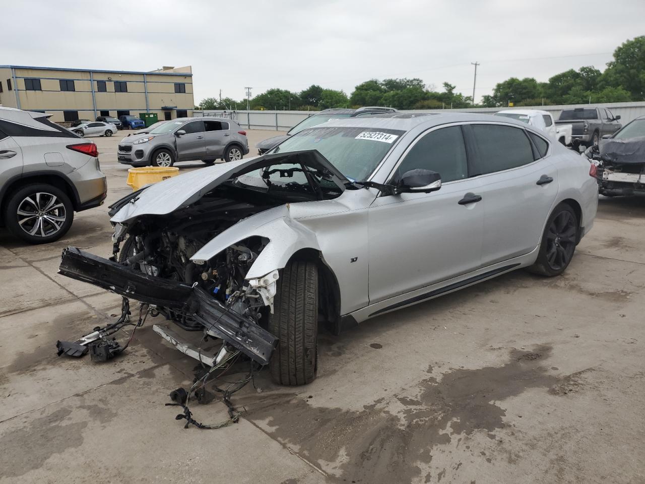Infiniti Q70 (2018)