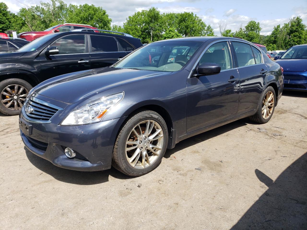 Infiniti G (2011)