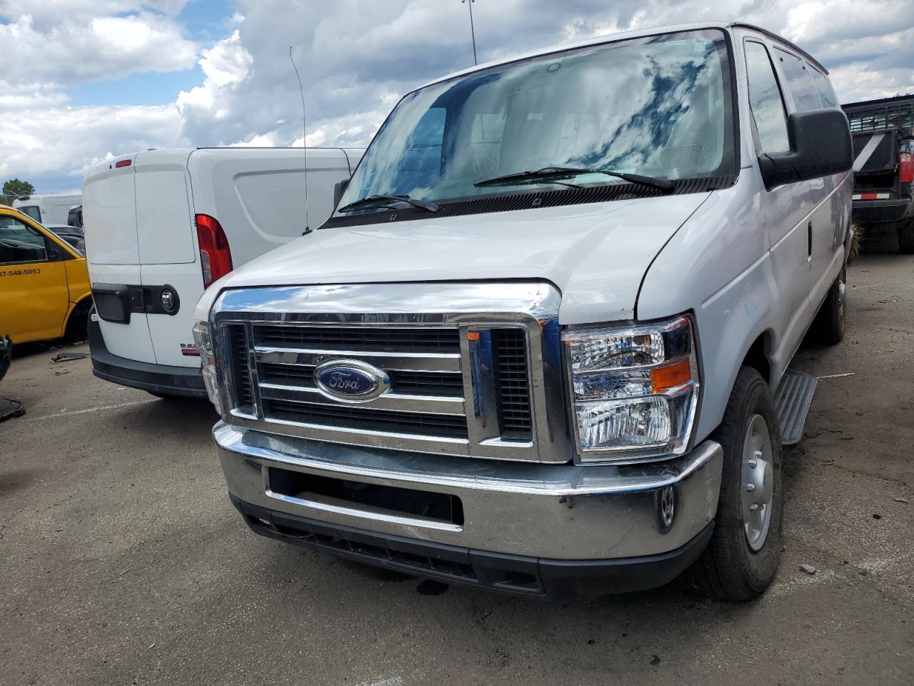 Ford Econoline (2013)