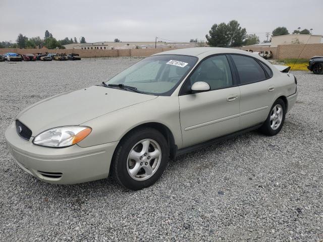 Ford Taurus (2004)
