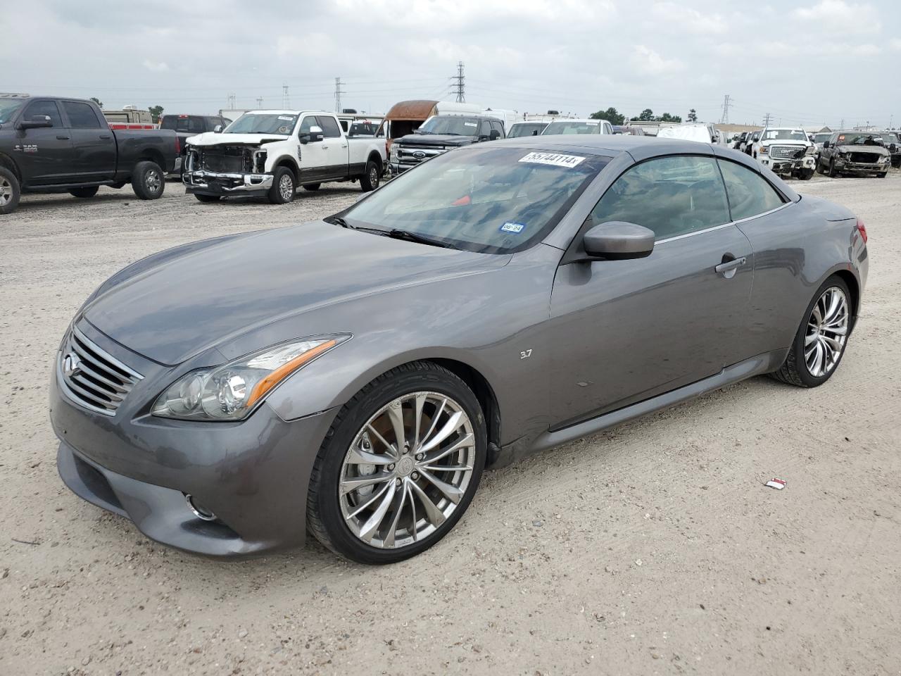 Infiniti Q60 (2014)