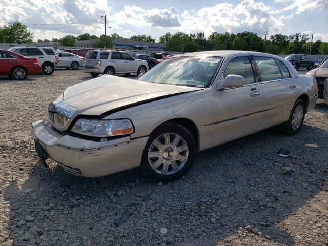 Lincoln Towncar (2003)